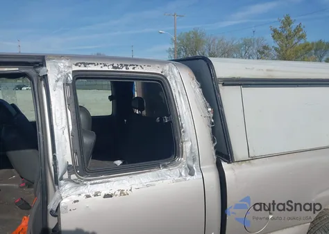 2004 GMC Sierra 1500 from USA, damaged, VIN 1GTEC19X14Z322988